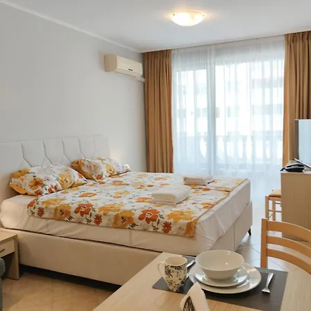 Apartmán Royal Sun Sluneční pobřeží